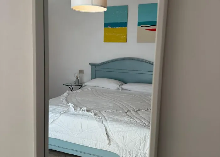 Sguardo Al ConeroBed and Breakfast